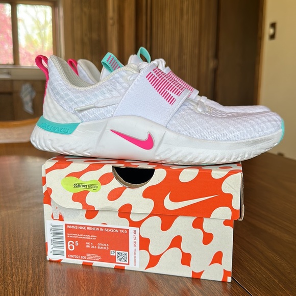 || NIKE RENEW IN- SEASON TRAIN 9 T9 Sz 6.5 fits a 7 PINK WHITE SNEAKERS SHOES || - Picture 3 of 9